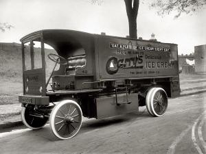 Walker Electric Refrigerator Truck '1920